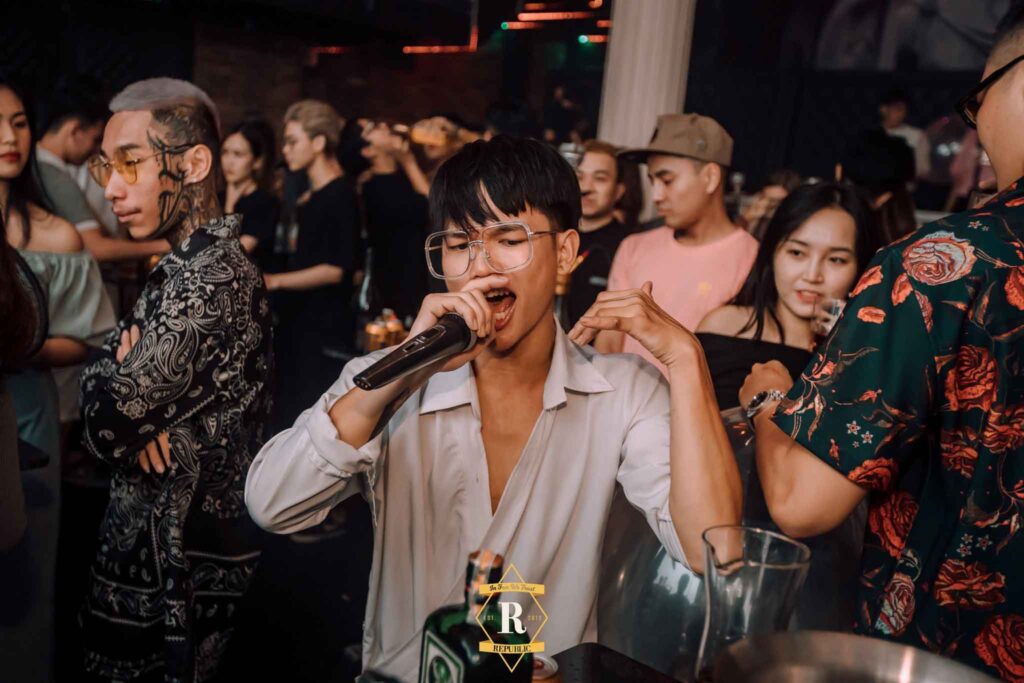 Republic-Club-quan-bar-noi-tieng-o-ho-chi-minh