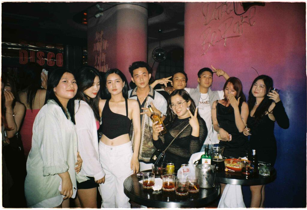 bohemem-quan-bar-noi-tieng-o-ho-chi-minh