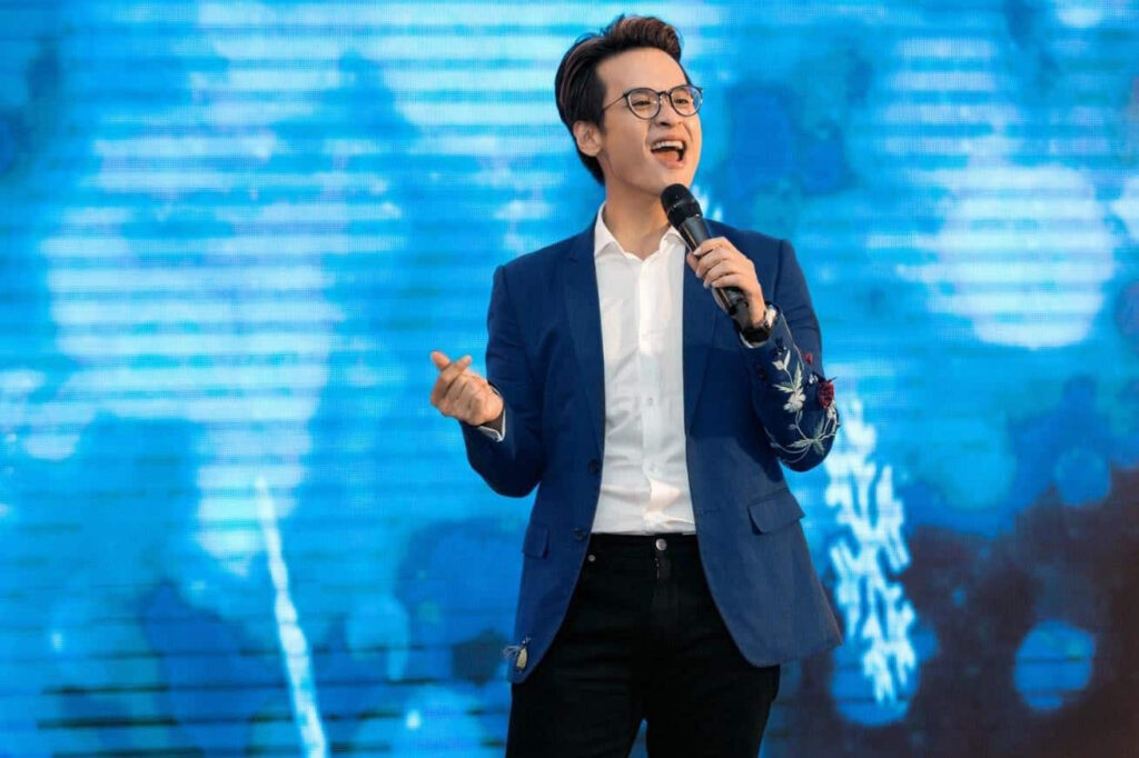 ca-si-ha-anh-tuan-nguoi-tinh-mua-dong