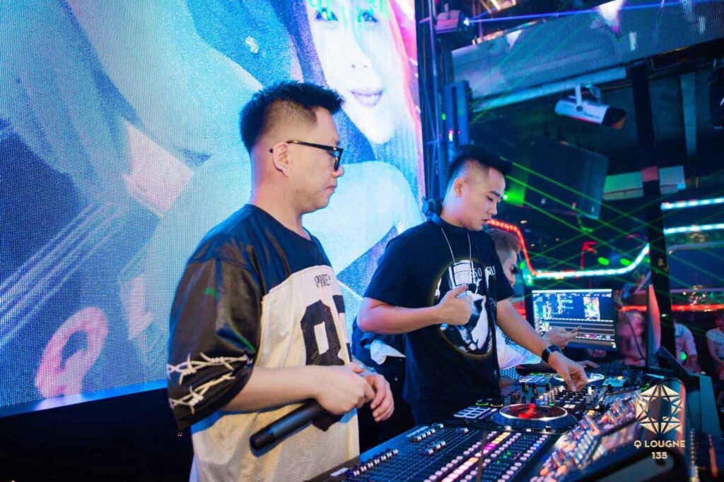 dj-quay-cuc-boc-q-lounge-135-4
