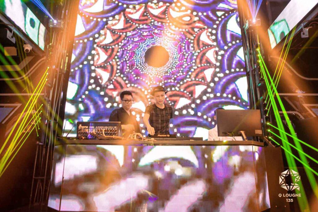 dj-quay-cuc-boc-q-lounge-135-6