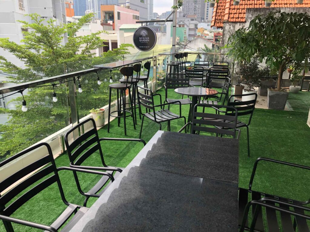 loa-spring-cafe-s8-2