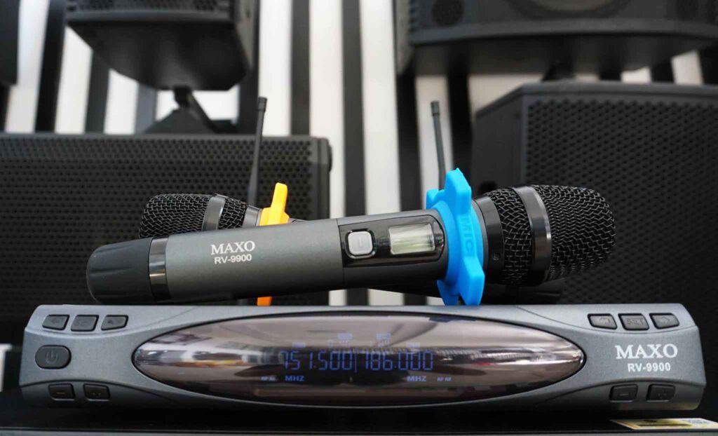 micro-khong-day-rv9900-3