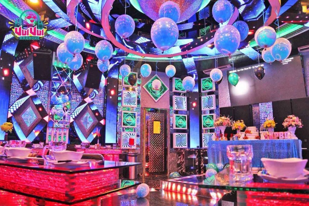 to-chuc-trang-tri-tiec-sinh-nhat-tai-quan-karaoke-1