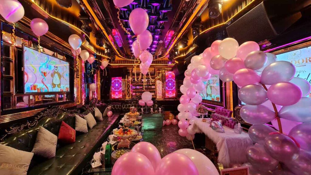 to-chuc-trang-tri-tiec-sinh-nhat-tai-quan-karaoke-10