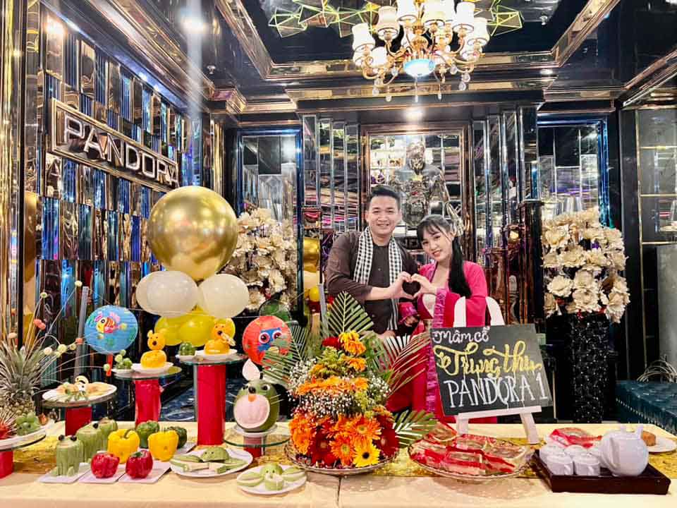 trang-tri-sinh-nhat-trong-karaoke-4
