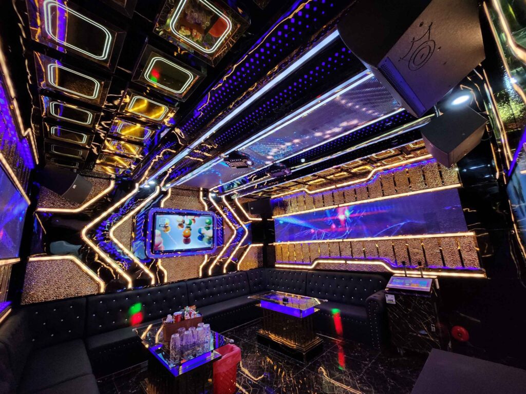chuc-mung-karaoke-susu-khai-truong-4