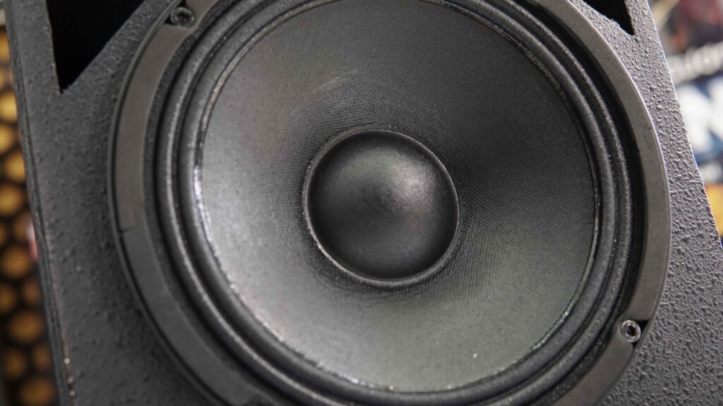 loa-bass-d80c