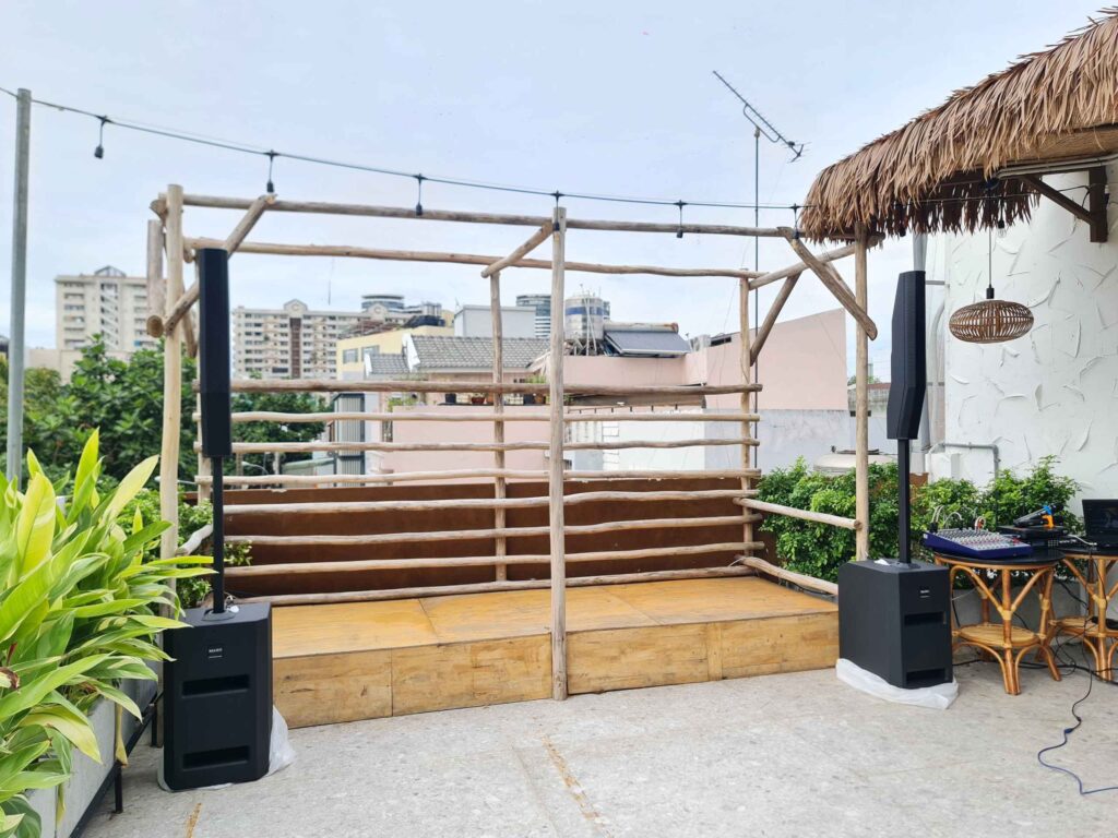 maybay-cafe-rooftop-d12cl-rv9900-d68s-lap-dat-am-thanh-cho-quan-cafe-6