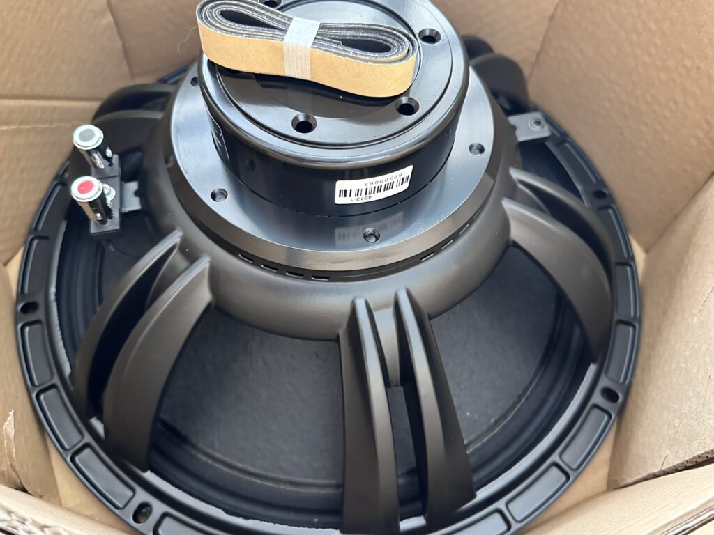 cu-loa-bass-roi-4-tac-ne1530f8
