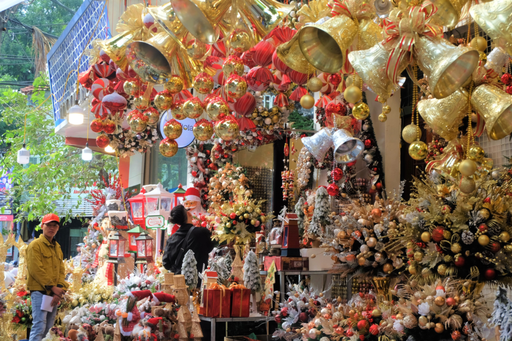 hai-thuong-lan-ong-dia-diem-song-ao-noel