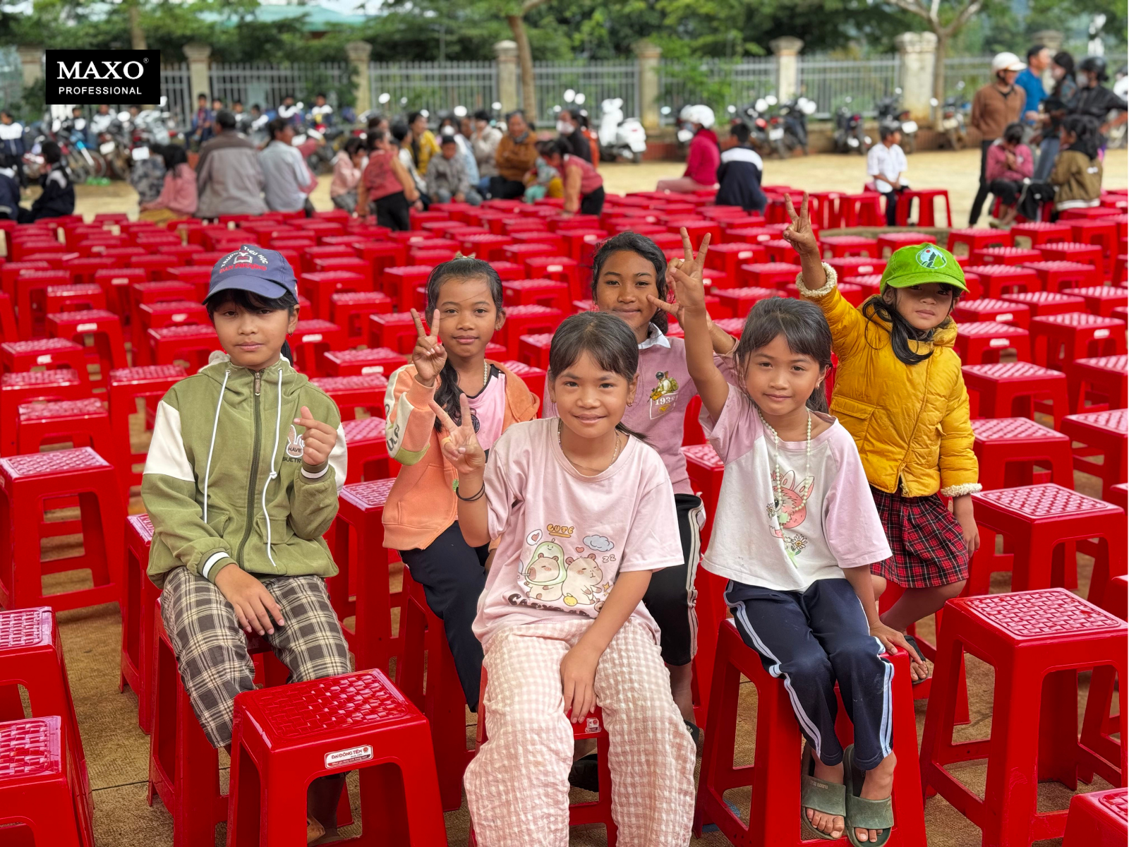 thien-nguyen-tu-tam-kham-chua-benh-gieo-duyen-thien-lanh-quoc-te-thieu-nhi-hinh-thuc-te (3)